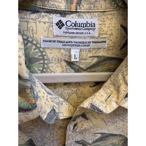 Columbia Fishing Print Shirt Button Up Short Sleeve Outdoor Camp Shirt sz L - Picture 2 of 8